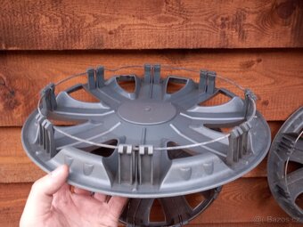 Poklice Cosmos 13, sada - 3