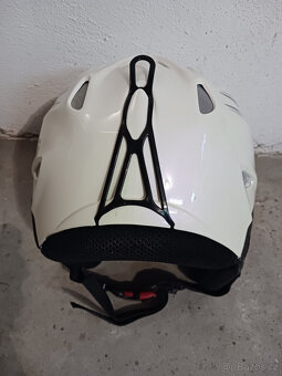 Lyžařská helma Uvex vel. M - 3