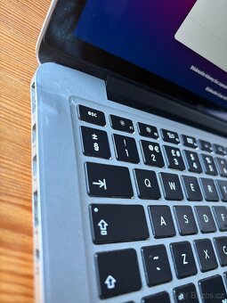 Prodám Macbook Pro 13' A1502, EMC 2678 - 3