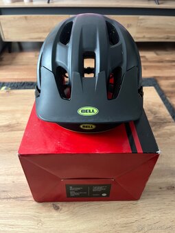 Přilba Bell 4Forty - 3