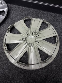 Poklice / kryty kol VW 16” nove - 3