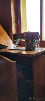 Šicí stroj Lada - 3