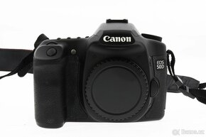 Zrcadlovka Canon 50D - 3
