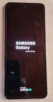 Galaxy Flip 4 - 3