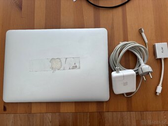 MacBook Air (13-inch, Early 2015) - 3
