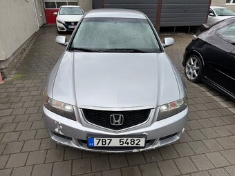 Honda Accord 2.0i LPG (2003) – Spolehlivý pracant - 3