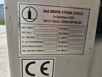 Tloušťkovací frézka. - 3