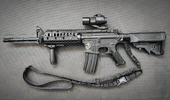 Aimtop M4 airsoft zbraň, příslušenství, kufr, baterky... - 3