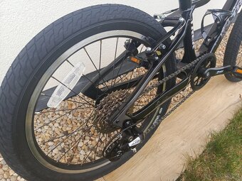 Karbonové dětské kolo 20" - 3
