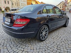 Mercedes kola AMG 18 - 3