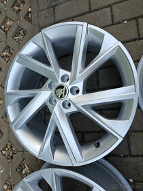 ALU kola Škoda 5x100 Kamiq Scala R18 ET39 7J VEGA nové - 3
