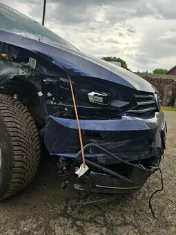 VW Touran 2.0TDI 140kW Highline DSG - 3