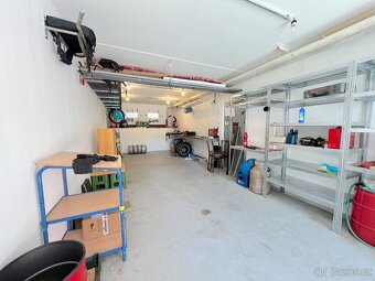 Pronájem prostorné garáže, 37 m2 - ul. Gagarinova, Znojmo - 3