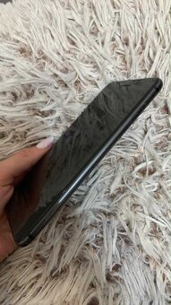 iPhone 8 Plus 64Gb Šedý Top stav - 3