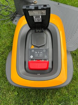 Stiga A1500 - předváděcí bezdrátová robotická sekačka - 3