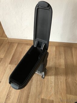 LOKETNÍ OPĚRKA ŠKODA FABIA 2 ROOMSTER ORIGINAL SADA KOMPLET - 3
