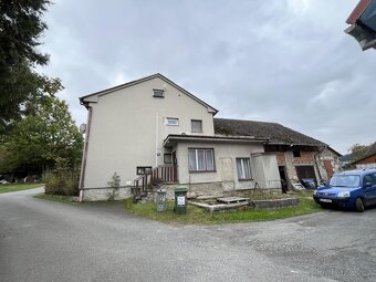 Prodej RD dvě bytové jednotky, prostorná dvou garáž s pozemk - 3