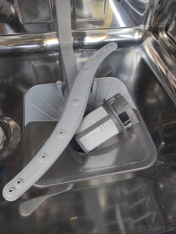 Indesit myčka 4 roky stará - 3