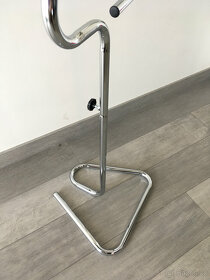 Stojan,torzo,aranžovací-výstavní prvek - silueta dívka - 3