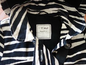 Kabátek téměř nový zn.Next vel.104 - 3