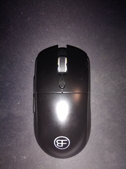 Herní myš attack shark - 3