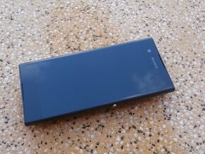 Malý 5" SONY Xperia XA1 3/32GB 23Mpx LTE NFC - 3