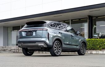 JAECOO J7 Exclusive AWD barva Olivově šedá - 3