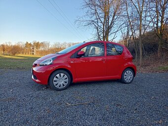 Aygo 1.0 Najeto: 58000km - 3