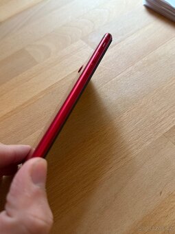iPhone SE 2022, 128 GB, Product Red - 3