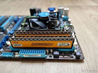 i5 3470 + Asus P8H77-V + 2x4GB RAM - 3
