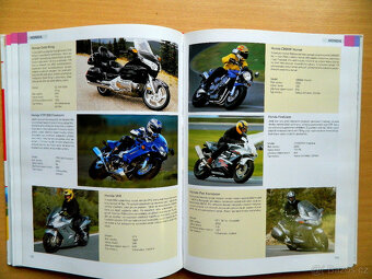 Kniha - 1000 motocyklů - 3