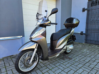 Honda SH 300 ABS - 3