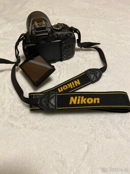 Nikon D5100 - 3