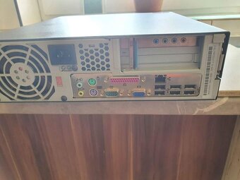 Top Výkonné Lenovo ThinkCentre MT-M 9641/WG Pro - 3