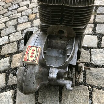 Prodám motor na velorex - 3
