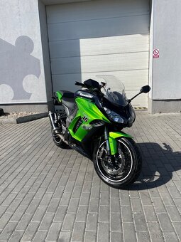Kawasaki Z1000SX - 3