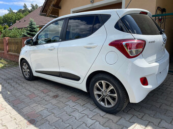 Hyundai i10 passion 1.0 49kw - 3