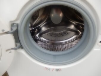 Automatická pračka Bosch 4,5kg, funkční, 6 měsíců záruka - 3