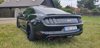Ford Mustang GT 5.0 V8 manuál 78tis. Km DPH - 3