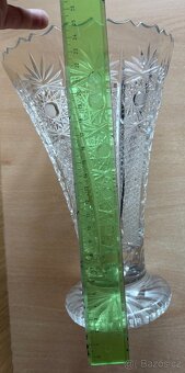Broušená váza z olovnatého skla - 3
