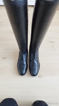 Nové vysoké boty - 3