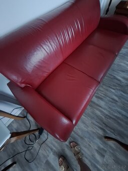 sedačka s křesly a stolkem - 3