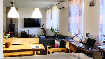 Na prodej komerční objekt(2332 m2)a poz.9733 m2 Kramolín - 3