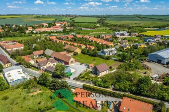 Prodej pozemek k bydlení, 1350 m2 - Tachlovice, ev.č. 02246 - 3