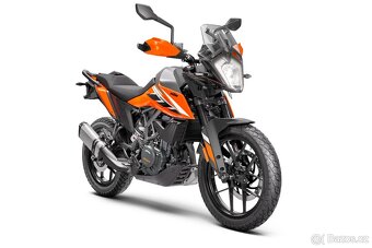 KTM 390 Adventure (orange) AKČNÍ CENA - 3