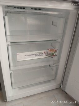 Lednice LG - 3