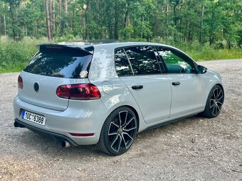 VW GOLF VI 2.0 GTi 155KW MANUÁL - 3