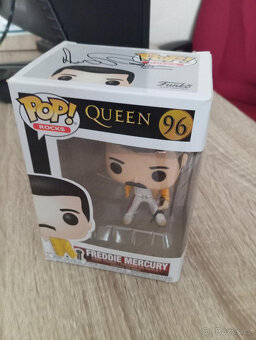 Funko POP Freddie Mercury originál podpis Peter Freestone - 3