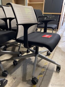 Zasedací židle - 3