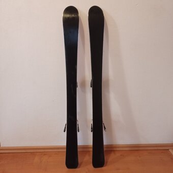 Lyže 110 + lyžařské boty 22 + hůlky - 3